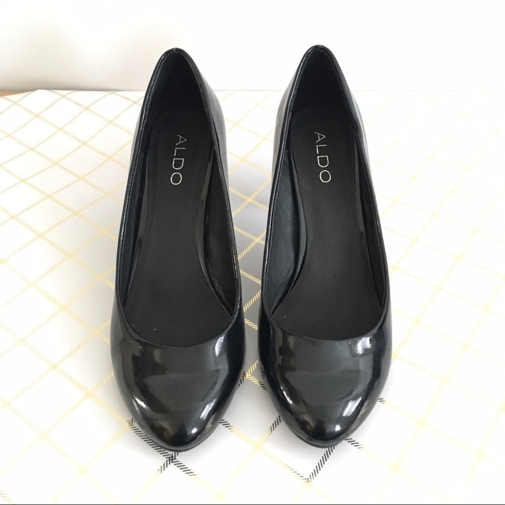 Aldo black patent heels