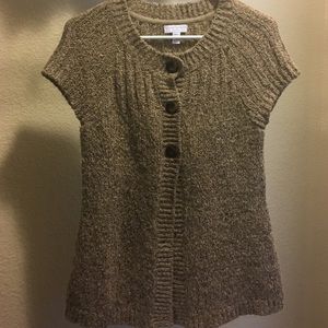 Short sleeve knitted cardigan