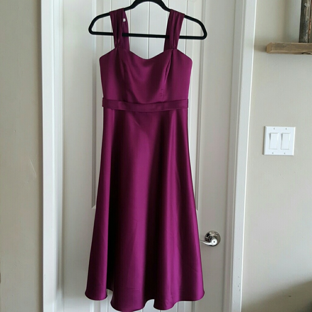 David's Bridal Dress, Burgundy, Size 4