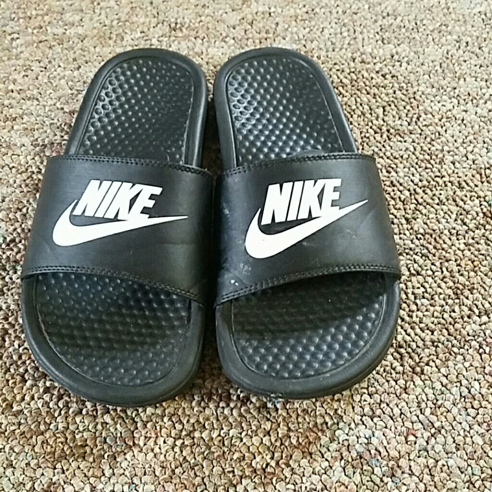 Nike slid on sandals