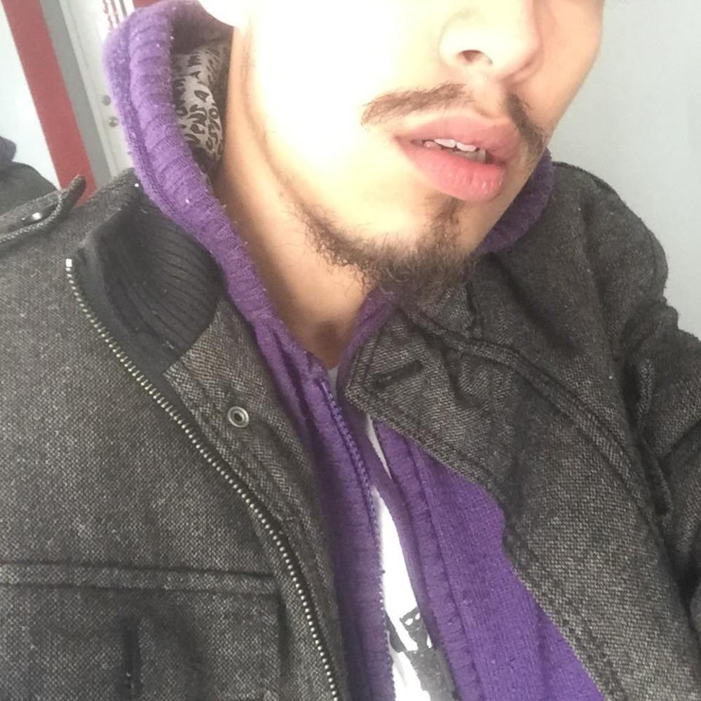 Meet your Posher, Max