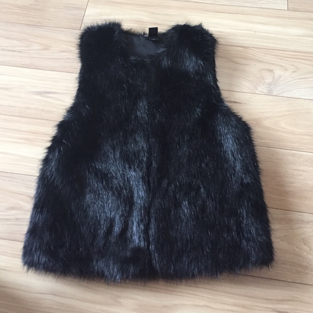 Bisou Bisou Faux Fur Vest