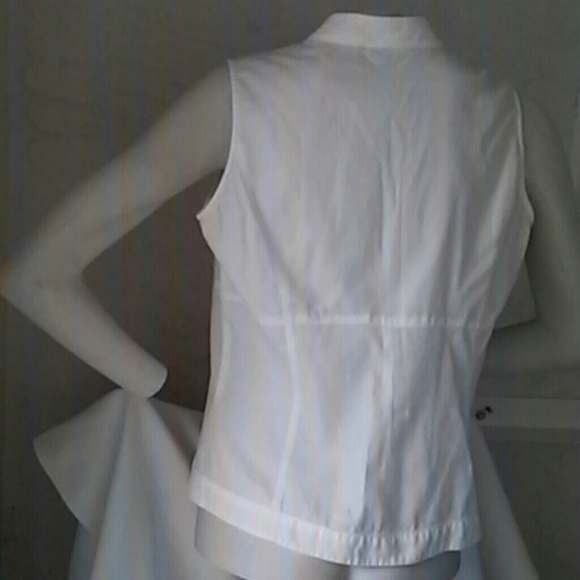 NWOT Jones New York Sleeveless Top - Picture 3 of 3