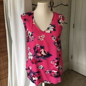 😍OLD NAVY Floral Sleeveless Blouse Size Small