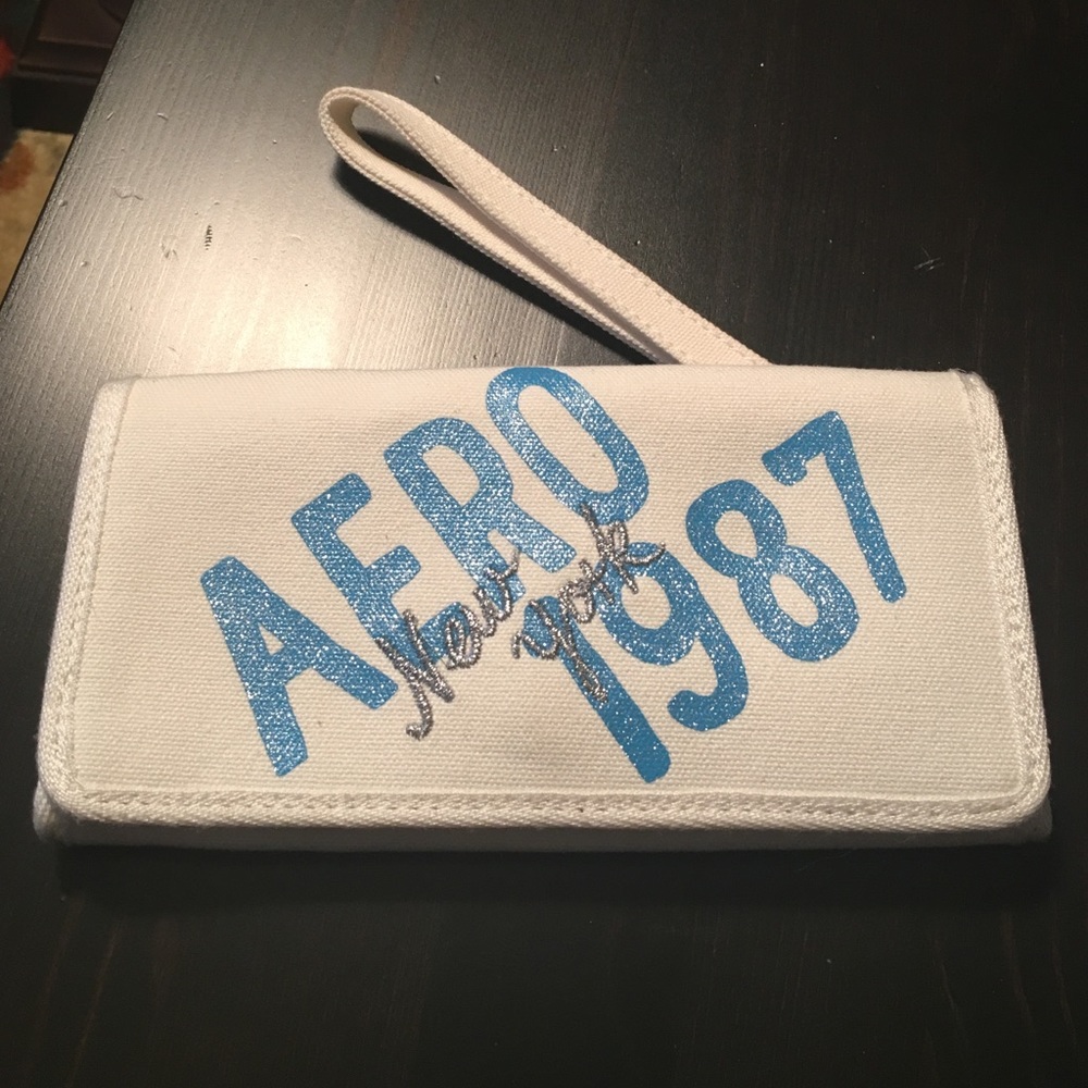 Canvas wallet/wristlet