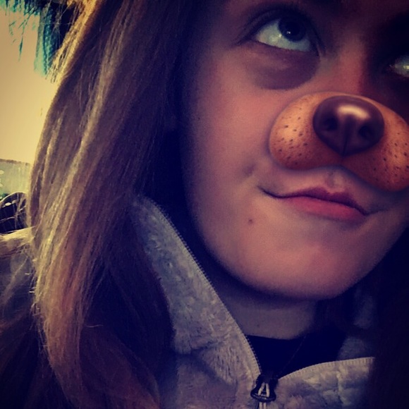 Meet your Posher, Bethany - Picture 1 of 1