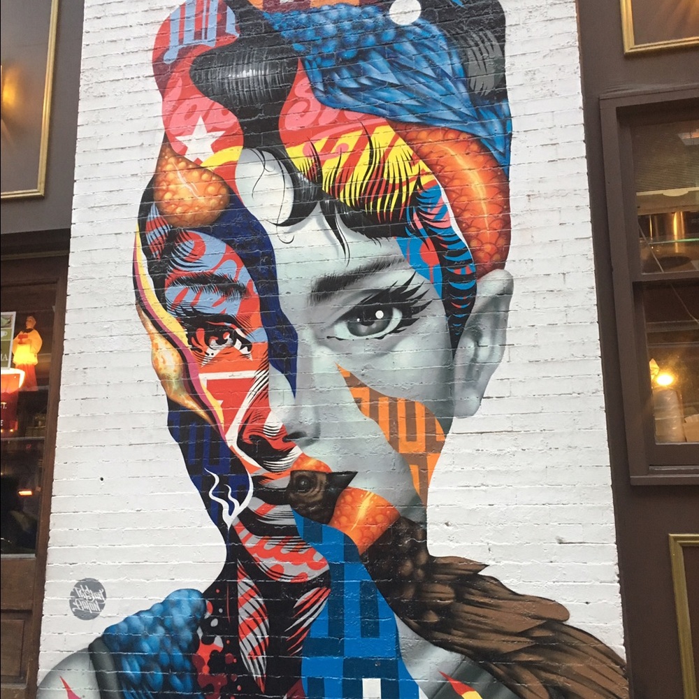 Meet your Posher, Laura