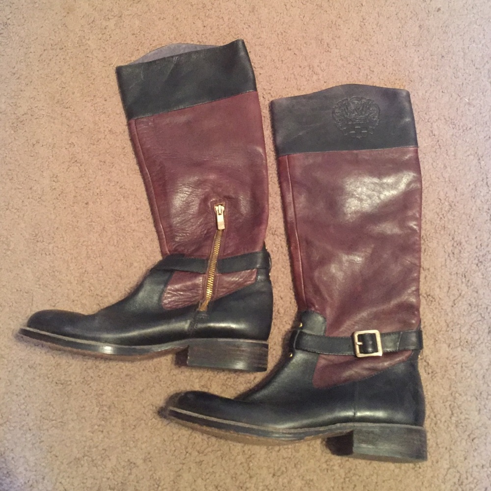 No longer fit!! Made for more narrow/small calf