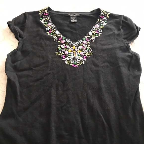 Beautiful black blouse 👚 with different stones - Picture 4 of 4