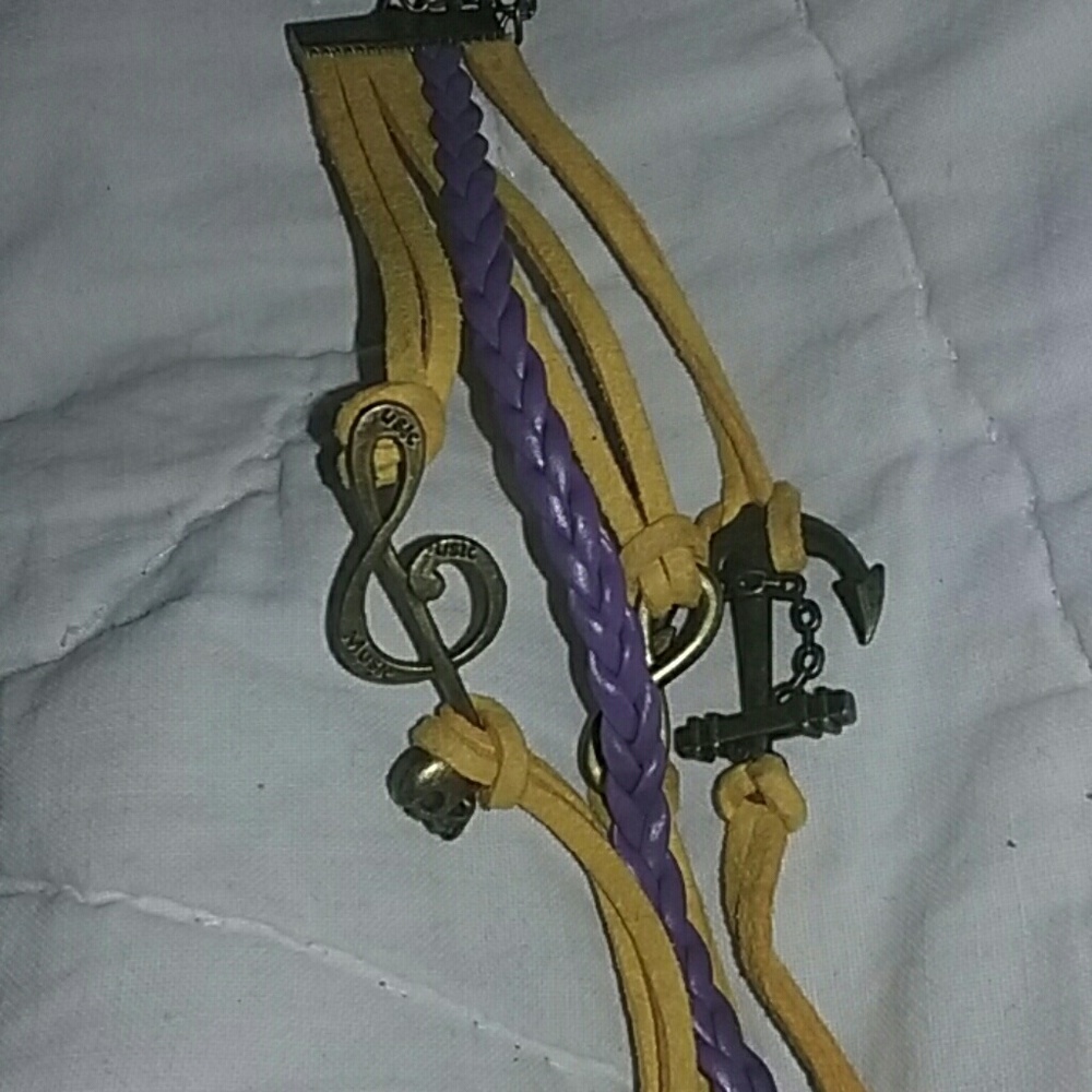 Bracelet