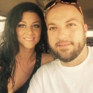 Meet your Posher, Cari