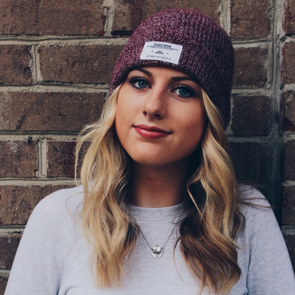 Meet your Posher, Abby