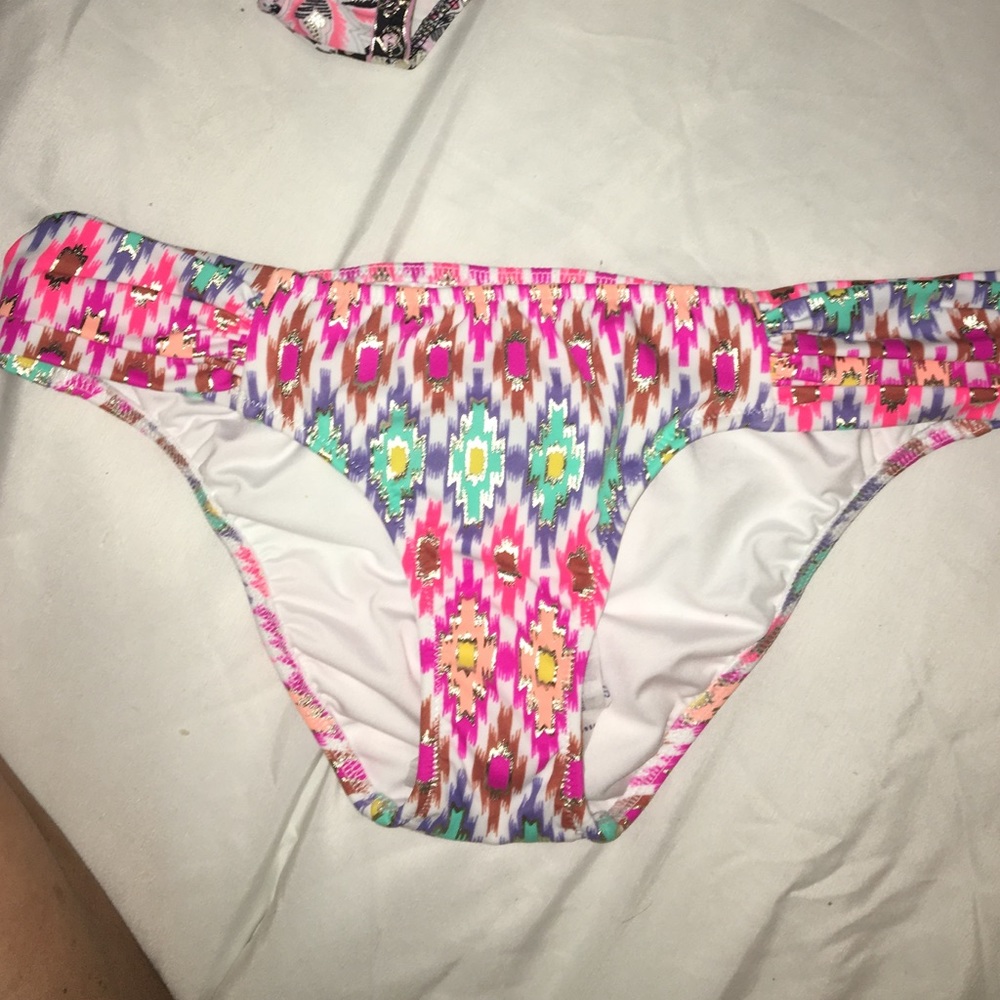 VS Bathing Suit Bottoms!!