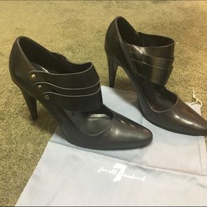 Black heels by 7 For All Mankind