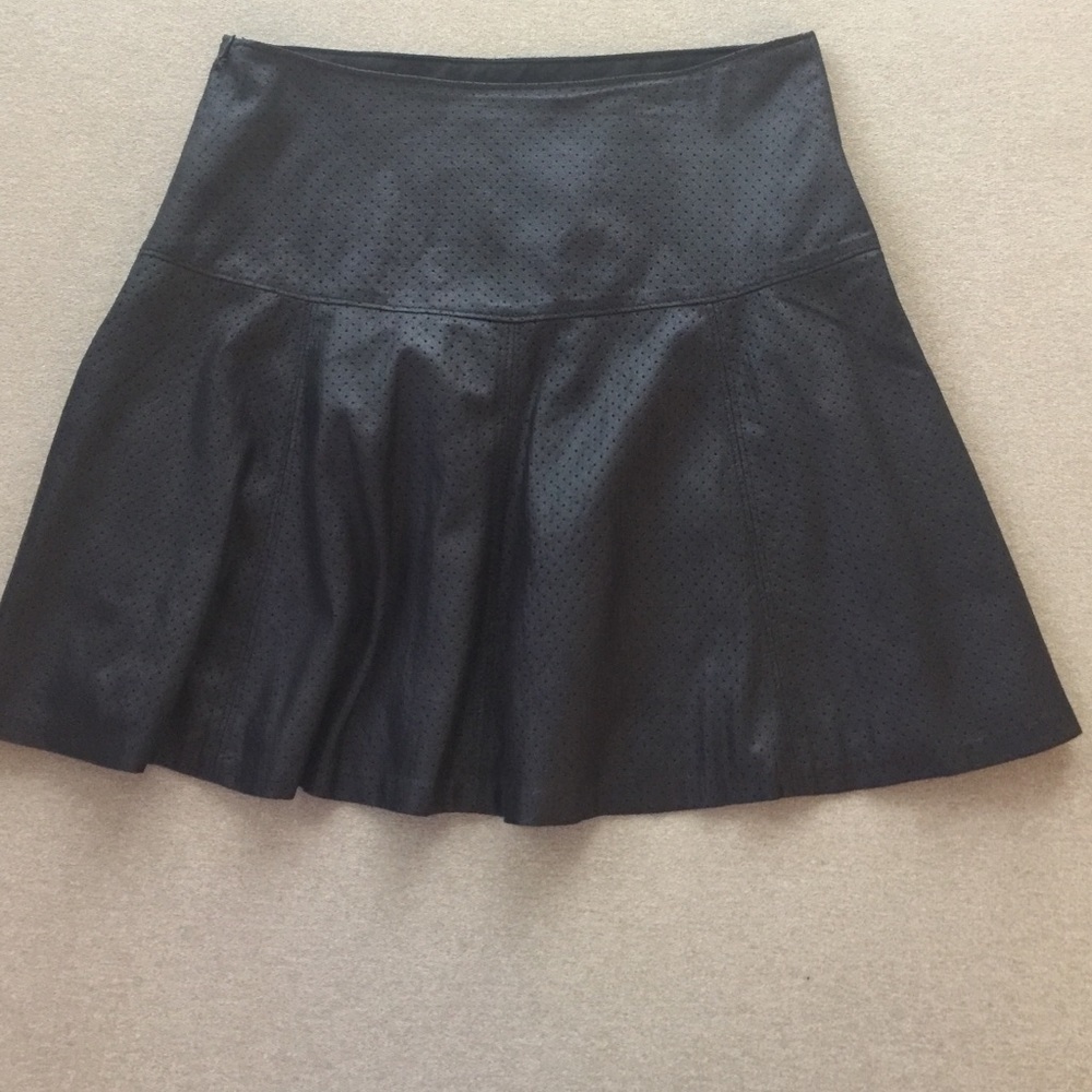Club Monaco skirt