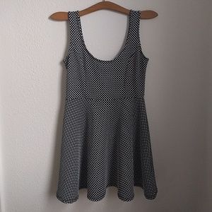 🌻SOLD🌻 F21 Polka Dot Dress