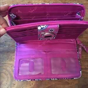 Vera Bradly Turnlock Wallet