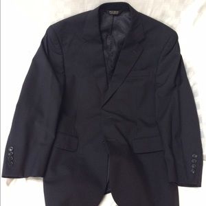Jos. A Bank Men's Suit: Size 40S