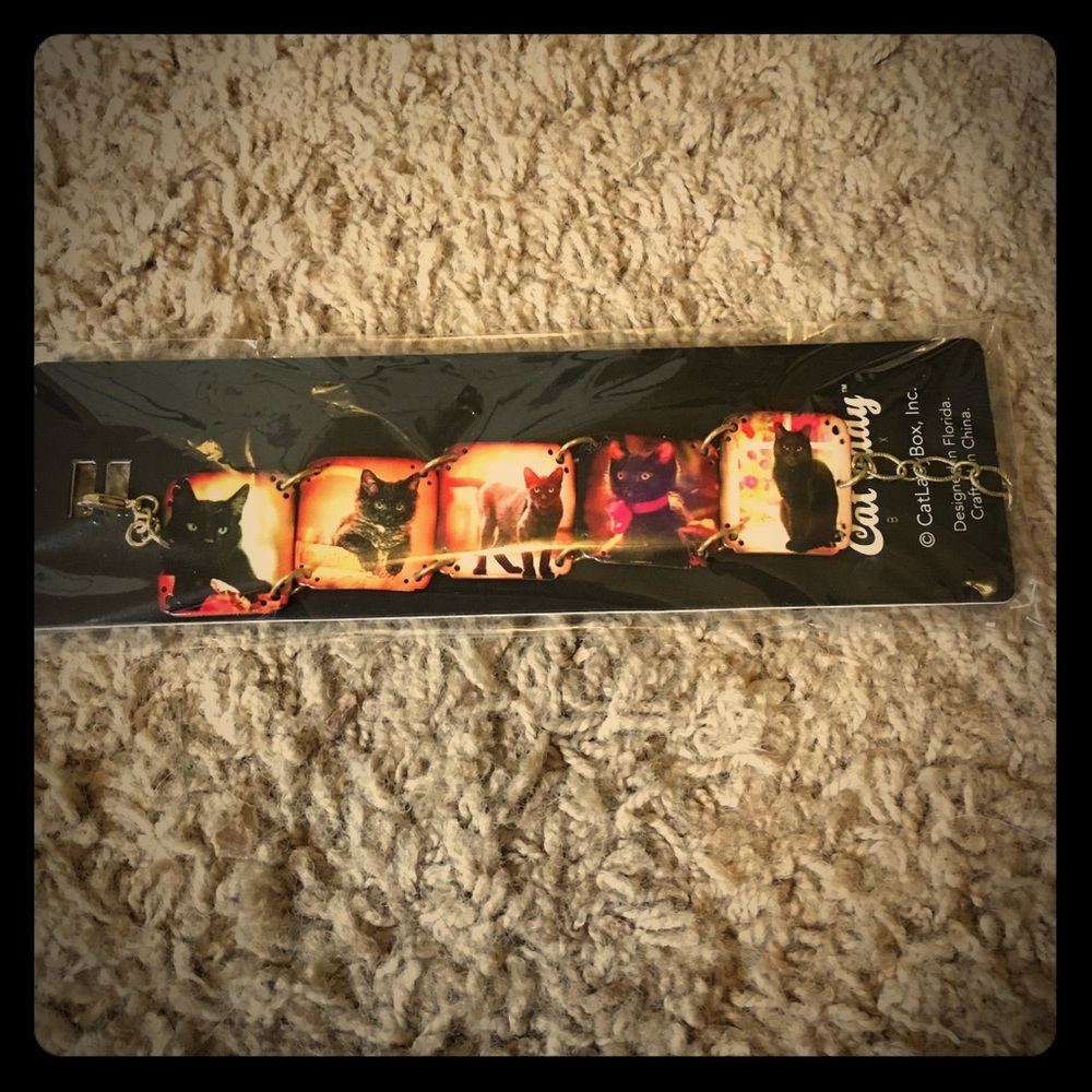 Cat bracelet