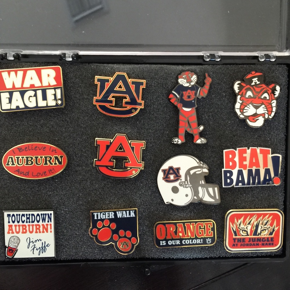 AUBURN pins 12 total