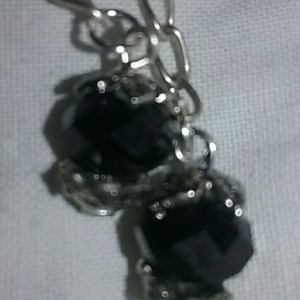 Eall - Picture 2 of 4