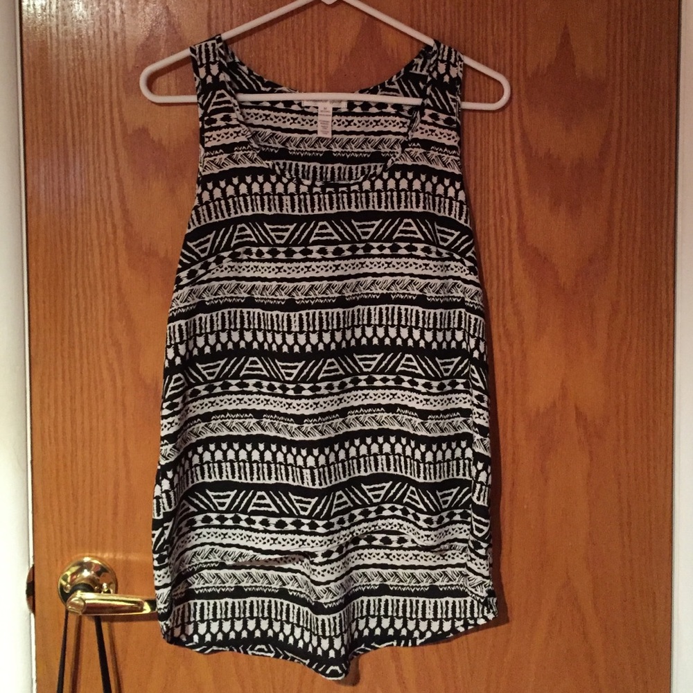 Black & White Pattern Top