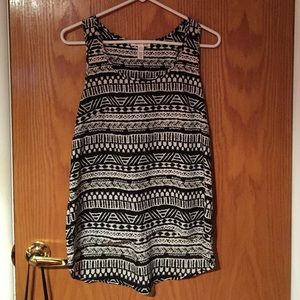 Black & White Pattern Top