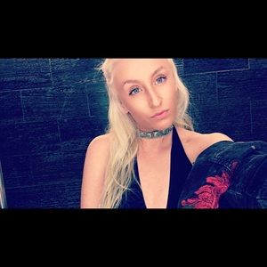 Meet your Posher, Victoria