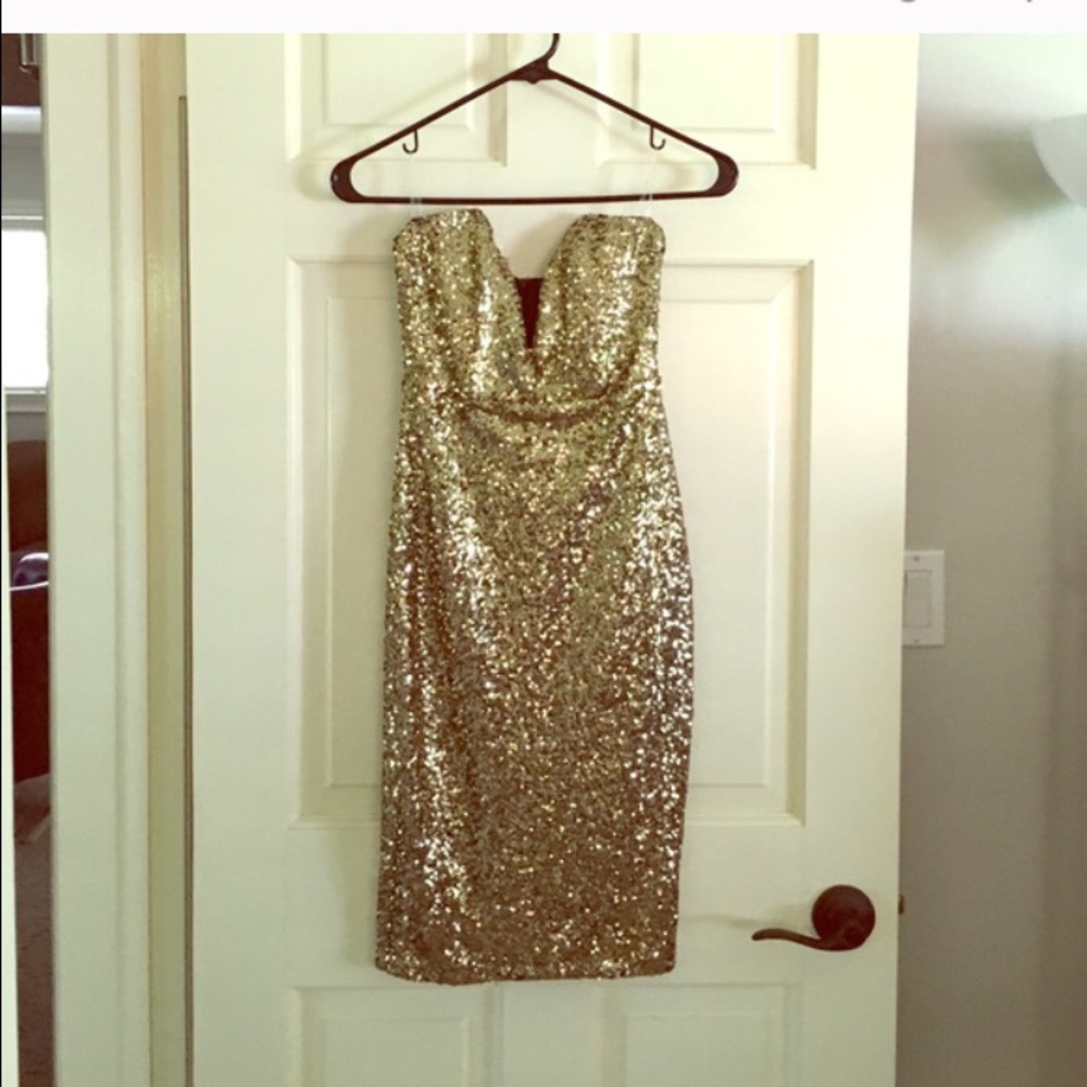 Beautiful gold sequins dress