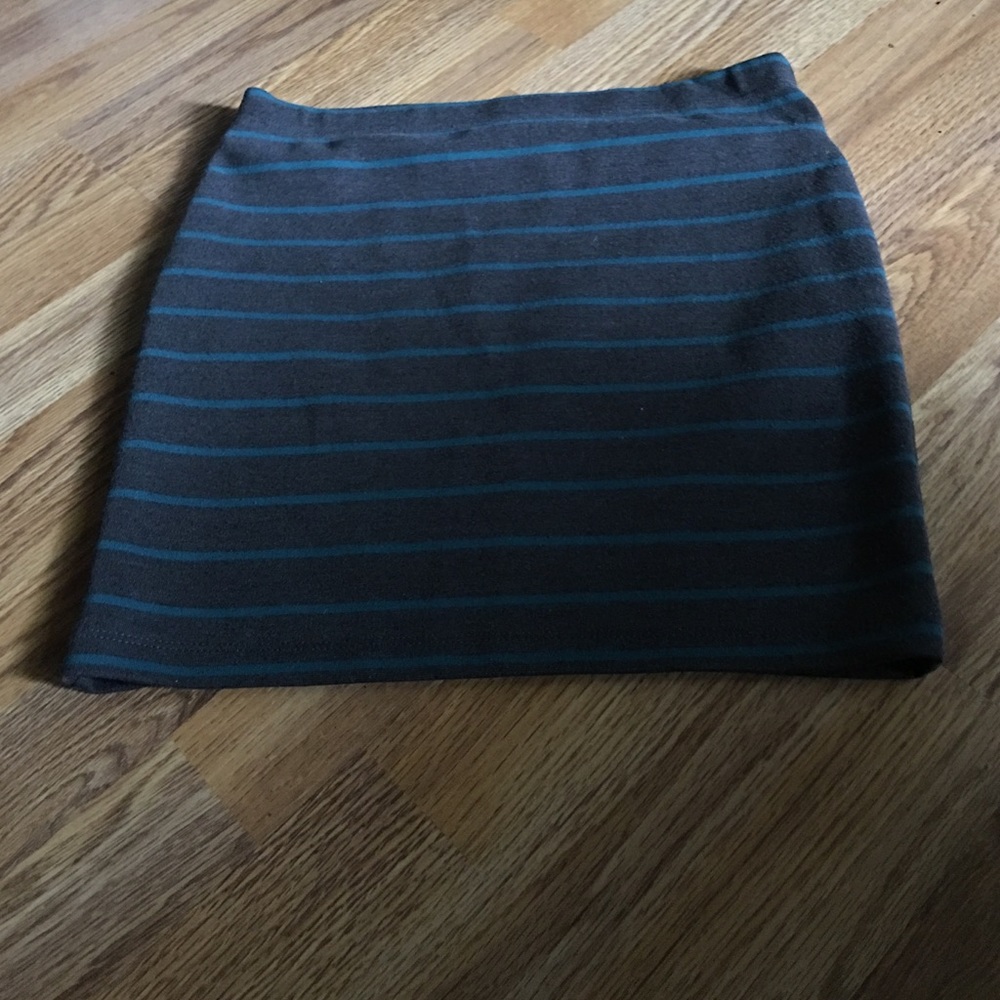 21 charcoal grey and turquoise pencil skirt