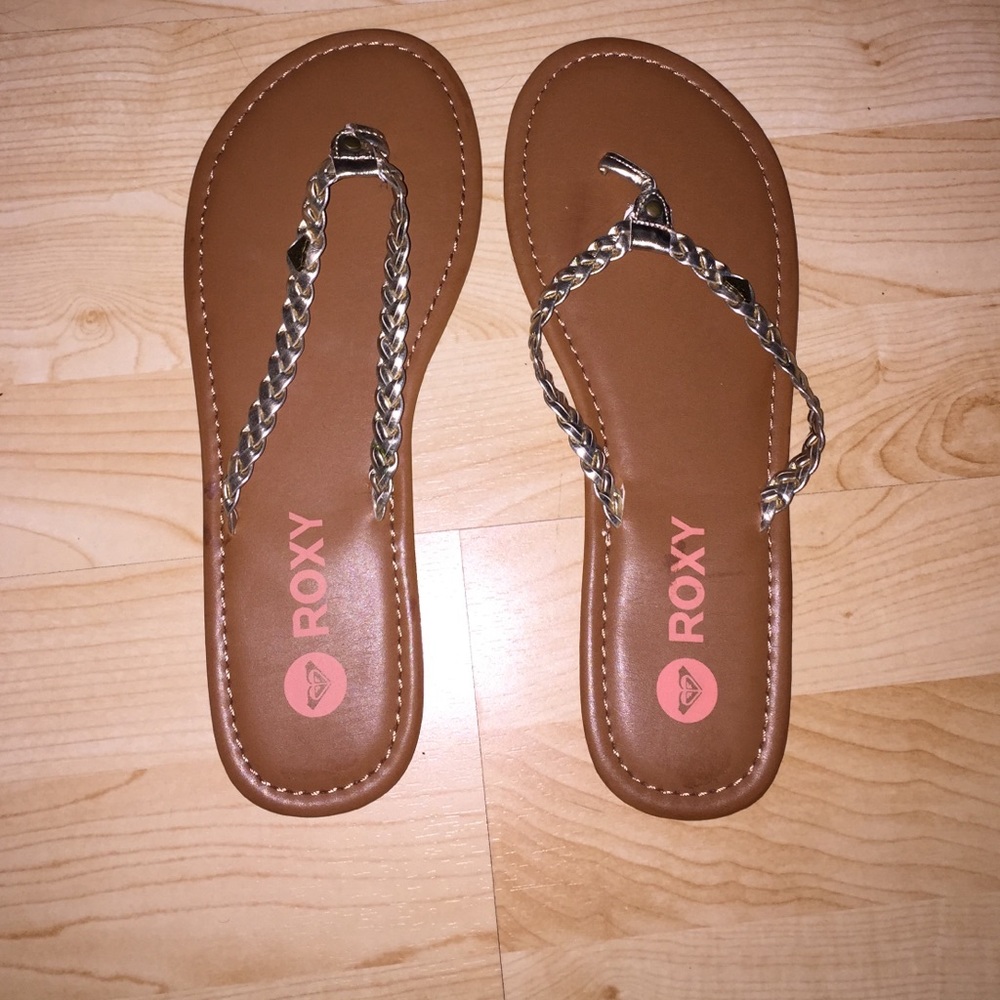 Roxy sandals
