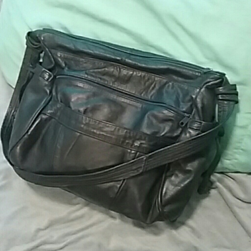 Lopez Camacho hand bag