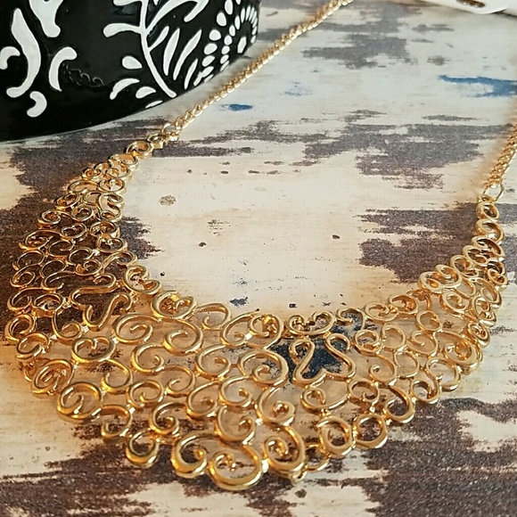Gold Toned Statement Filigree Fashion Necklace - Picture 4 of 4