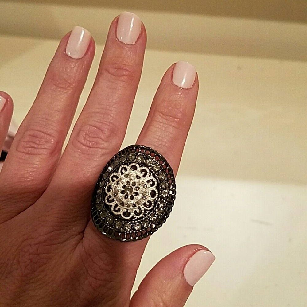 Fun bling ring - Picture 3 of 3