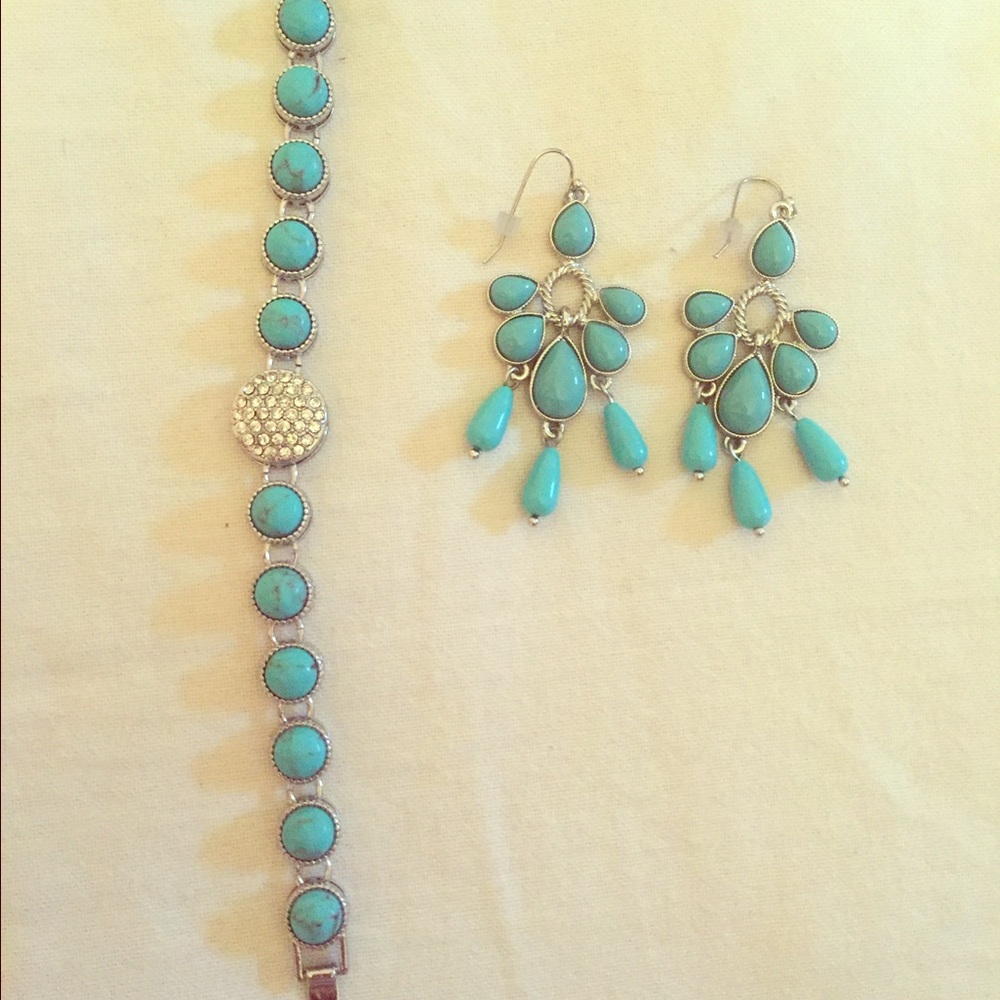 Turquoise Bracelet and Earring Set