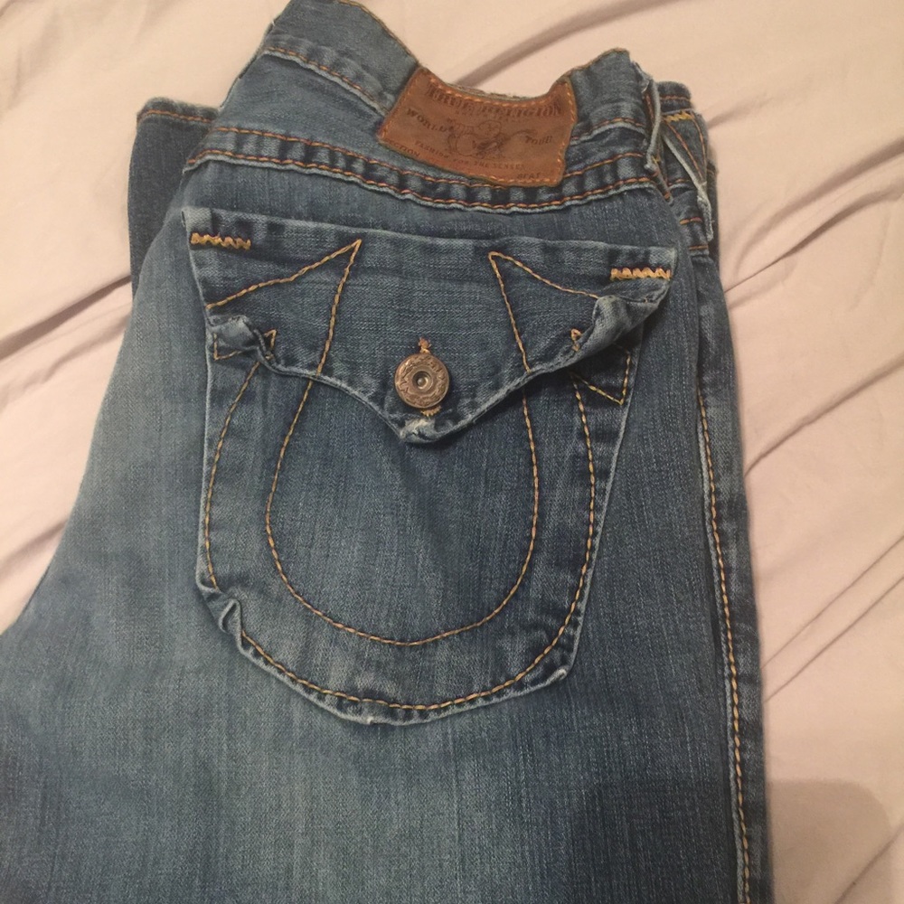 TRUE RELIGION JEANS