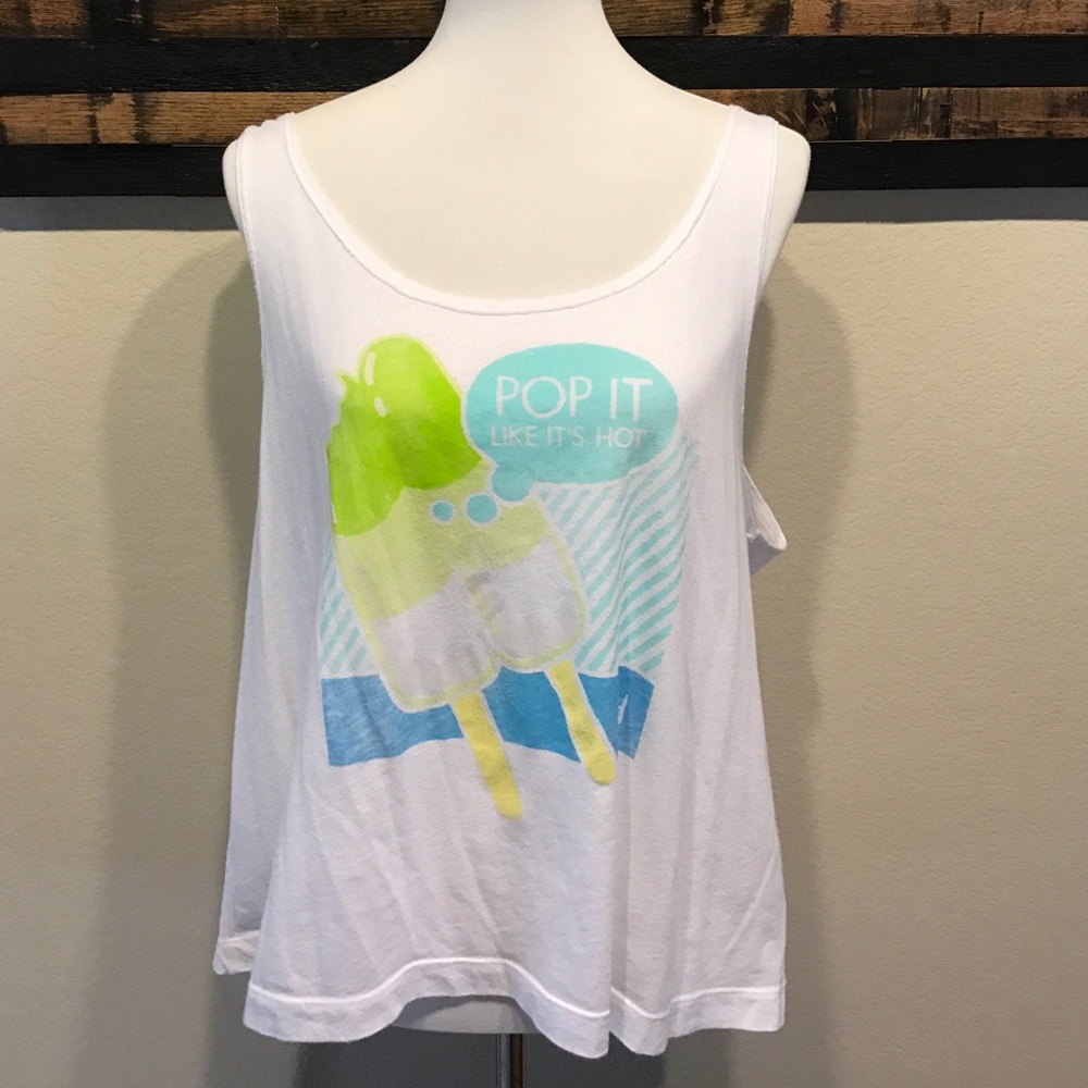 Baggy workout tee.