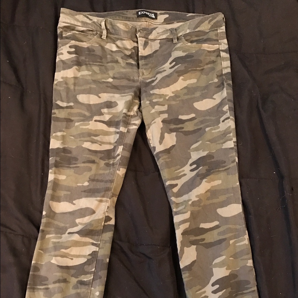Express Jeans Camo Skinny Ankle Jeans/Jeggings