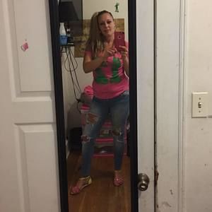 Meet your Posher, Laurisa