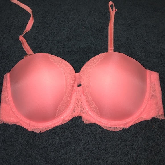 Victoria's Secret Other - Peach 32D balconet Victoria secret bra