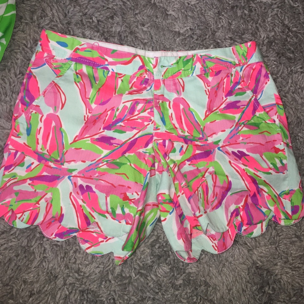 Lilly Pulitzer Size 2 Buttercup Short