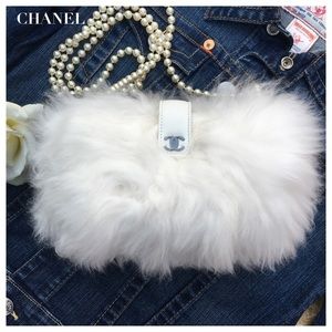 Hp Nib Chanel White Fur Bag 
