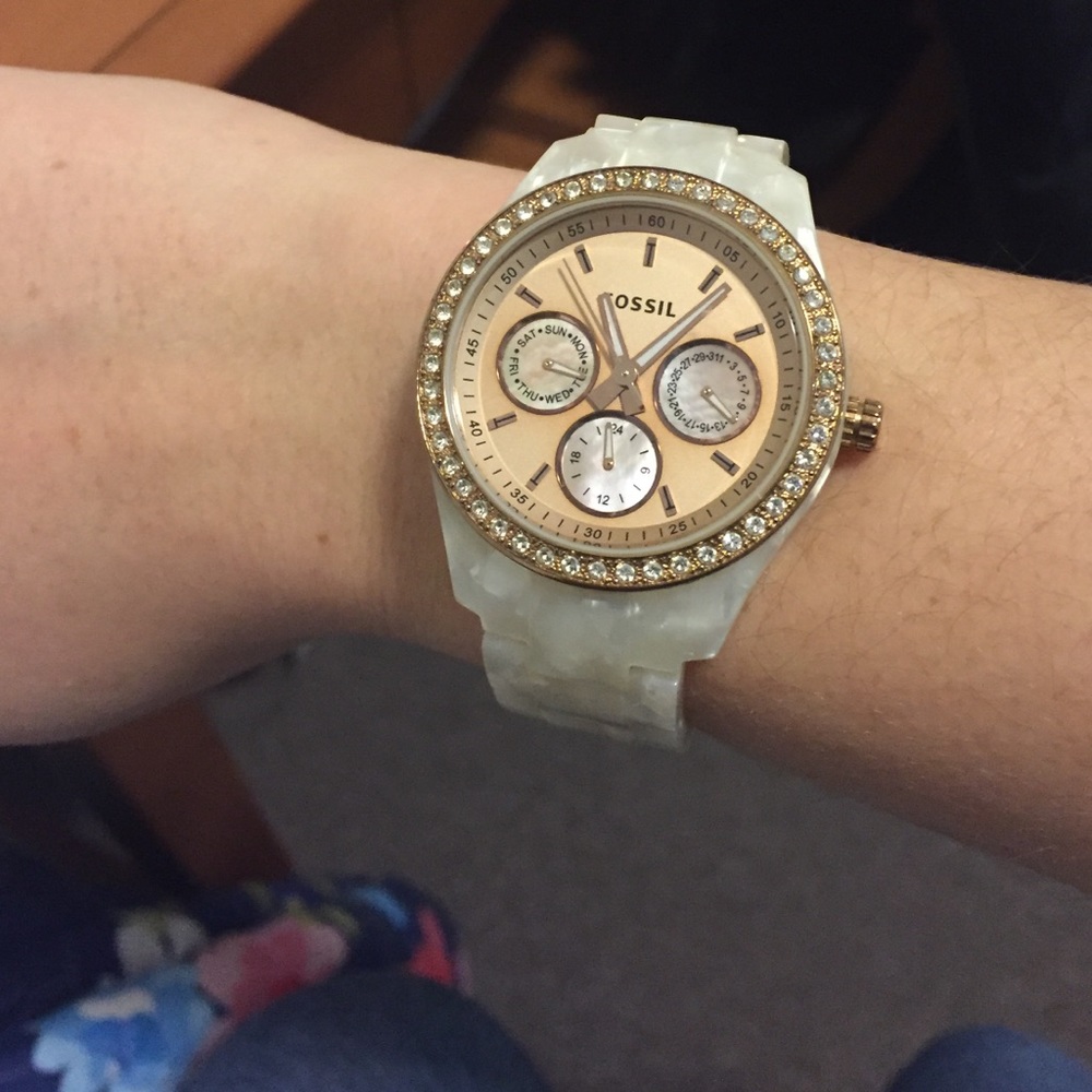 Fossil watch in rose gold