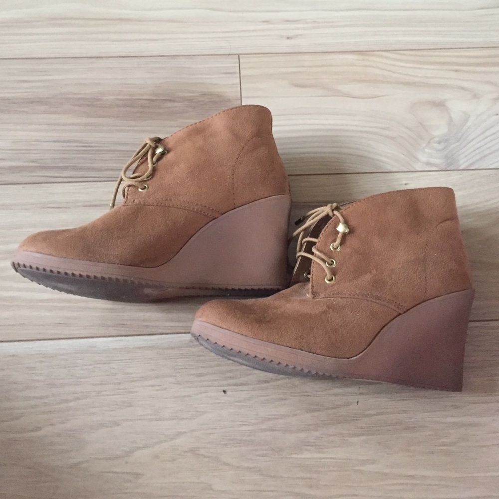 Wedges booties