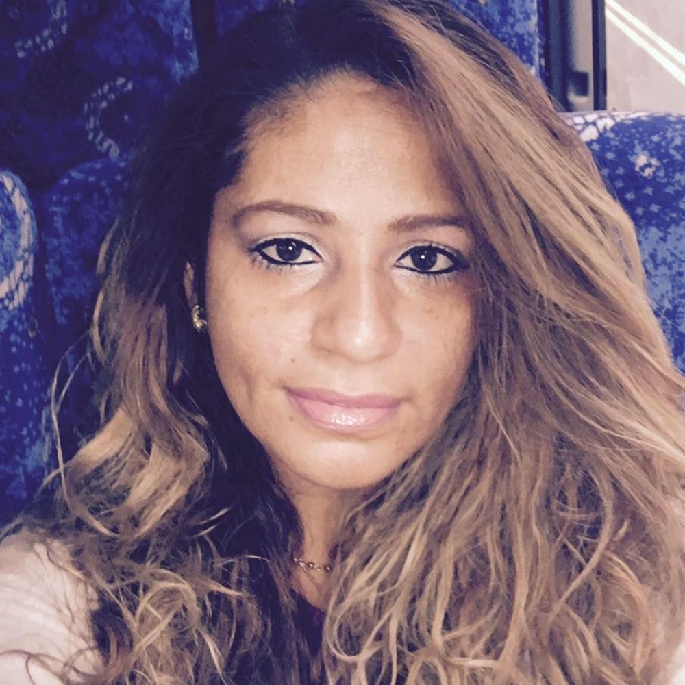 Meet your Posher, Elaine