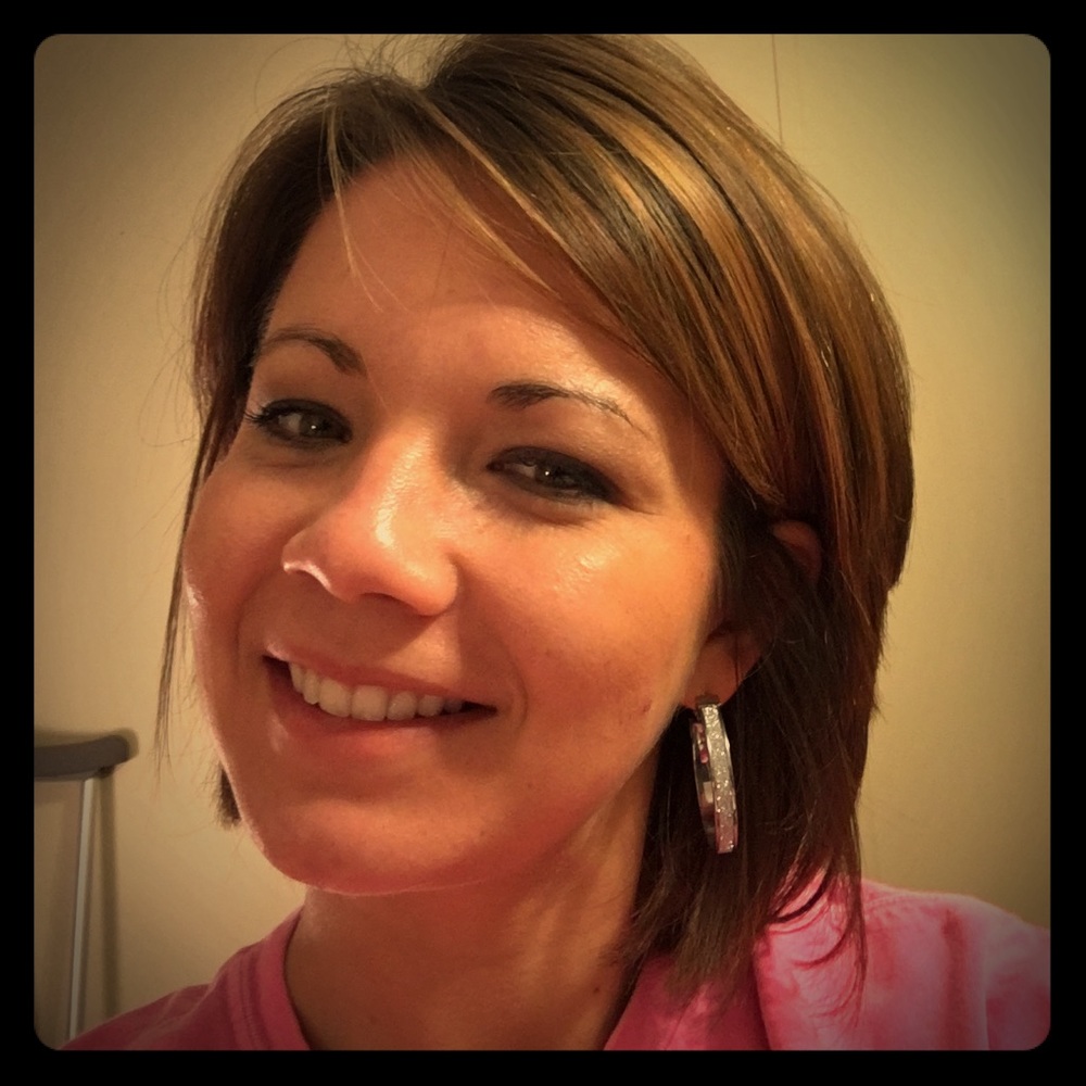 Sparkling hoop earrings