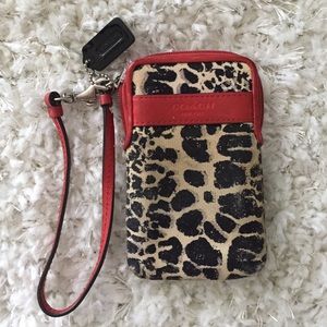 LAST CALL🎉 Authentic Coach leopard print wallet