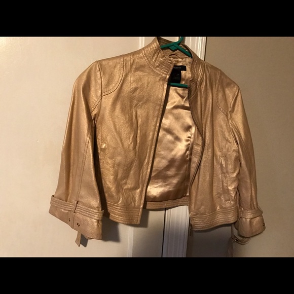 Gold Jacket - Picture 3 of 3
