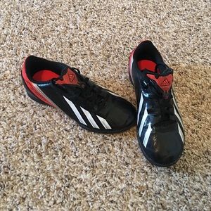 Youth Adidas indoor/turf soccer shoes. Size 2.5