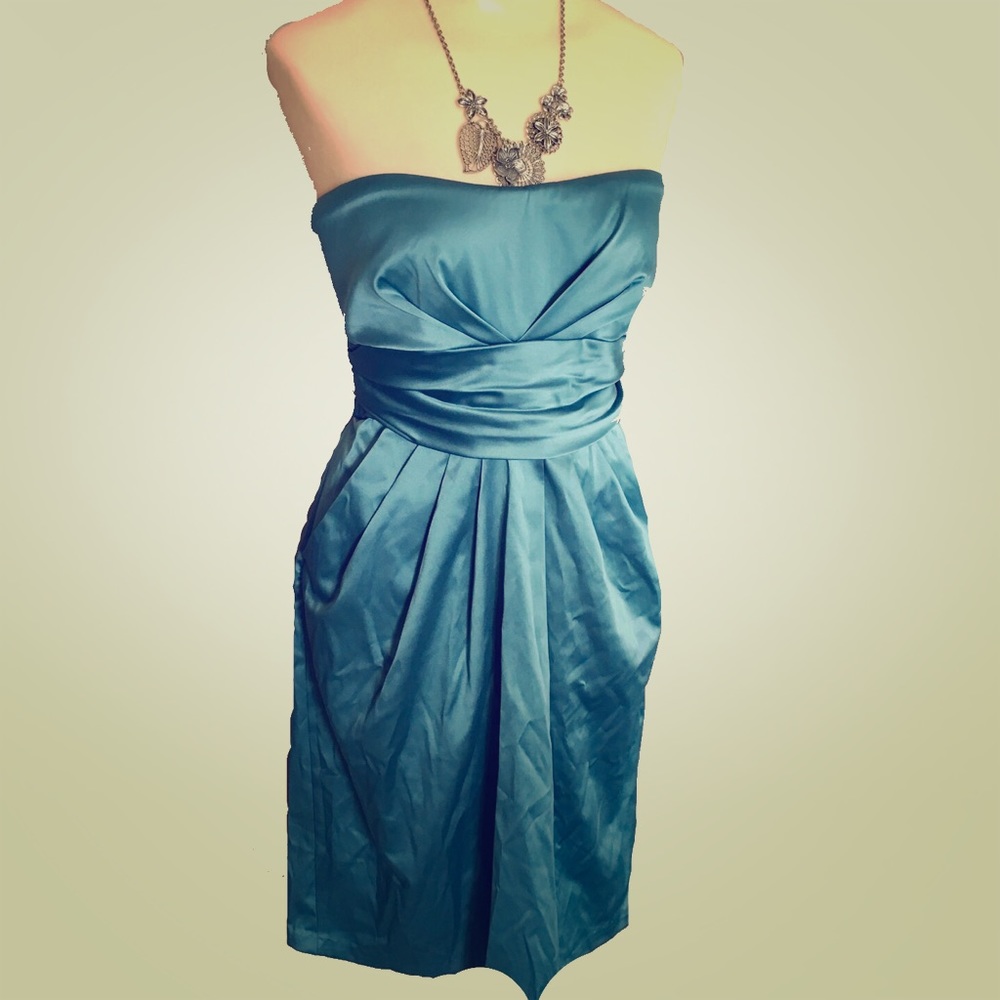 Plus-size Cocktail Dress 1x with FREE necklace